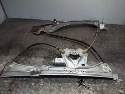 Pezzo di ricambio per auto di seconda mano alzacristalli anteriore destro per renault clio iii authentique riferimenti oem iam 8200291147