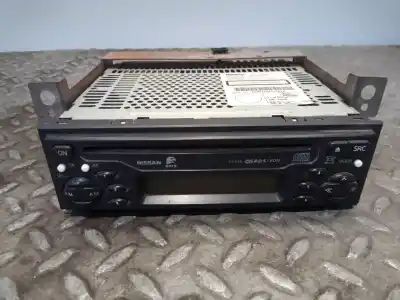 Peça sobressalente para automóvel em segunda mão SISTEMA DE ÁUDIO / RÁDIO CD por NISSAN TERRANO/TERRANO.II (R20)  Referências OEM IAM 281851F501  