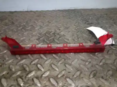 Peça sobressalente para automóvel em segunda mão farolim de travão central por bmw serie 1 berlina (e81/e87) 2.0 16v diesel cat referências oem iam 2da00895700