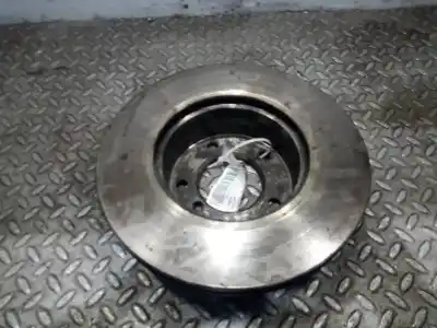 Peça sobressalente para automóvel em segunda mão disco de travão dianteiro por bmw serie 1 berlina (e81/e87) 2.0 16v diesel cat referências oem iam 