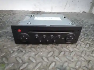 Second-hand car spare part audio system / radio cd for renault clio iii 1.5 dci diesel oem iam references 8200607915b