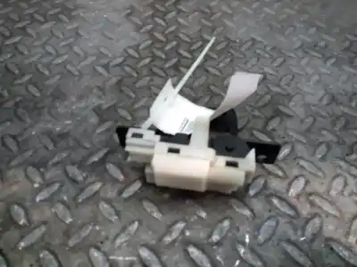 Second-hand car spare part trunk lock for renault clio iii 1.5 dci diesel oem iam references 82000762401