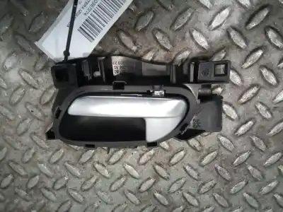 Pezzo di ricambio per auto di seconda mano maniglia interna anteriore sinistra per citroen c4 lim. 1.6 hdi fap riferimenti oem iam 9660525480
