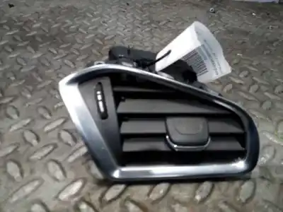 Pezzo di ricambio per auto di seconda mano bocca aria laterale destra per citroen c4 lim. 1.6 hdi fap riferimenti oem iam 9676606977