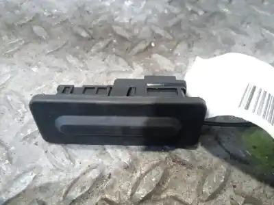 Second-hand car spare part tailgate back door handle for citroen c3 / c3 origin iii (sx) 1.2 vti 82 oem iam references 9827560380