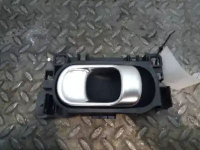 Second-hand car spare part interior right rear handle for citroen c3 / c3 origin iii (sx) 1.2 vti 82 oem iam references 98012885vv