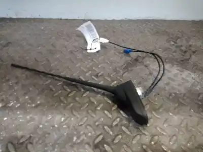 Second-hand car spare part antenna for citroen c3 / c3 origin iii (sx) 1.2 vti 82 oem iam references 9819667880
