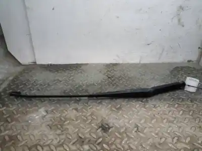 Tweedehands auto-onderdeel ruitenwisser arm rechts voor voor bmw x3 (e83) 2.0 16v diesel cat oem iam-referenties 705166802