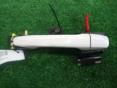 Second-hand car spare part exterior right rear door handle for toyota verso 1.6 16v cat oem iam references 6921105918