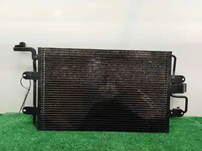 Peça sobressalente para automóvel em segunda mão condensador / radiador de ar condicionado por seat leon (1m1) 1.9 tdi referências oem iam 
