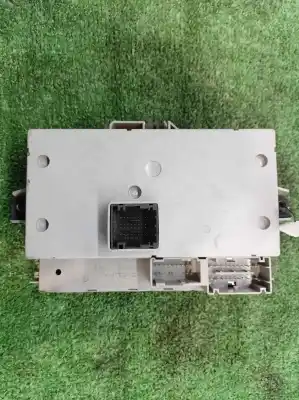 Peça sobressalente para automóvel em segunda mão caixa de fusíveis e relés por lancia ypsilon (101) 1.3 16v multijet argento referências oem iam 51734380  