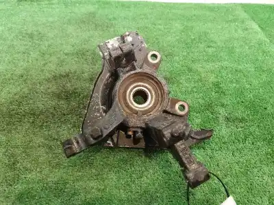 Second-hand car spare part front right knuckle for lancia ypsilon (101) 1.3 16v multijet argento oem iam references   
