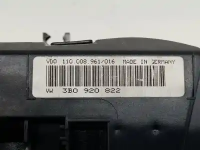 Автозапчасти б/у приборная доска за volkswagen passat variant (3b5) 1.8 20v turbo ссылки oem iam 3b0920822  