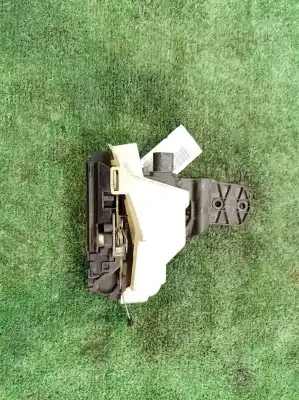 Peça sobressalente para automóvel em segunda mão Fechadura Da Porta Traseira Esquerda por VOLKSWAGEN PASSAT VARIANT (3B5) 1.8 20V Turbo Referências OEM IAM   