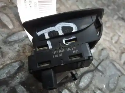 Peça sobressalente para automóvel em segunda mão botão / interruptor elevador vidro traseiro direito por bmw x3 (e83) 2.0 16v diesel cat referências oem iam 15979804  6922244