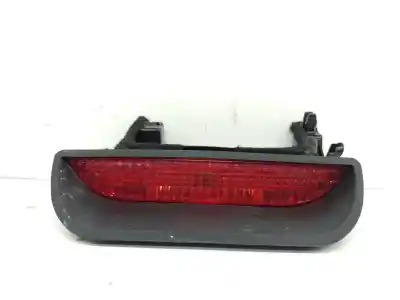 Pezzo di ricambio per auto di seconda mano LUCE FRENO CENTRALE per DACIA SANDERO  Riferimenti OEM IAM 8200734823C  
