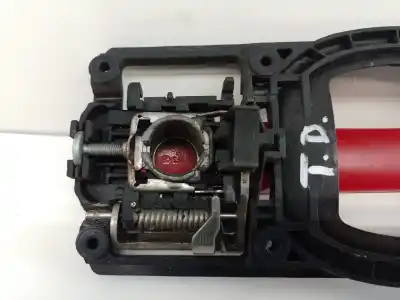 Автозапчасти б/у задняя правая наружная ручка за audi a2 (8z) 1.4 ссылки oem iam 8z0837885  