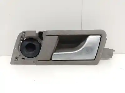 Автозапчасти б/у внутренняя задняя правая ручка за audi a2 (8z) 1.4 ссылки oem iam 8z0839020