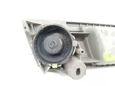 Автозапчасти б/у внутренняя задняя правая ручка за audi a2 (8z) 1.4 ссылки oem iam 8z0839020  