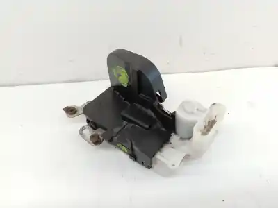 Second-hand car spare part Front Right Door Lock for ALFA ROMEO GT (125) 1.9 JTD 16V 150/ Distinctive OEM IAM references 46800415  