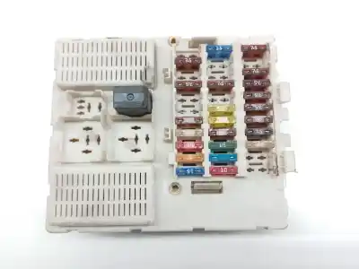 Tweedehands auto-onderdeel Relais/zekeringenkastje voor FORD TOURNEO CONNECT (TC7) Familiar OEM IAM-referenties 518774500  