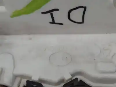 Second-hand car spare part left front door lock for citroen c3 collection oem iam references a048069  