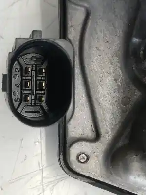 Peça sobressalente para automóvel em segunda mão borboleta de admissão por ford focus turn. trend + referências oem iam a32eb  