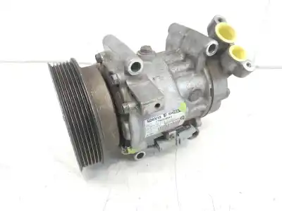 Pezzo di ricambio per auto di seconda mano Compressore Aria Condizionata per RENAULT CLIO III 20 Aniversario Riferimenti OEM IAM 8200953359  