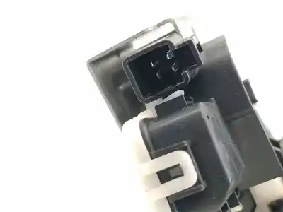 Second-hand car spare part trunk lock for mazda 2 (de_, dh_) 1.3 (de3fs) oem iam references df7162310a  