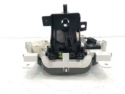 Peça sobressalente para automóvel em segunda mão comando de sofagem (chauffage / ar condicionado)  por mazda 2 (de_, dh_) 1.3 (de3fs) referências oem iam udf71  