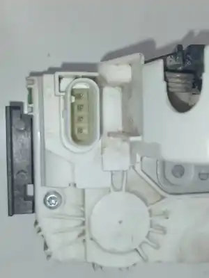 Second-hand car spare part rear right door lock for dodge avenger 2.0 16v crd cat oem iam references 4589424ab  