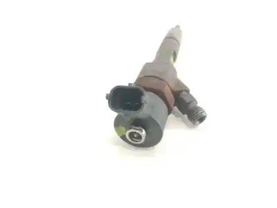 Second-hand car spare part injector for renault trafic combi (ab 4.01) 9 - plazas (l1h1) 2.9t combi corto oem iam references 8200238528  