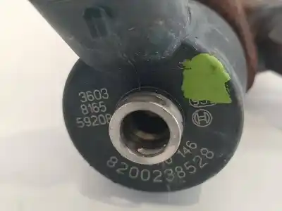 Second-hand car spare part injector for renault trafic combi (ab 4.01) 9 - plazas (l1h1) 2.9t combi corto oem iam references 8200238528  