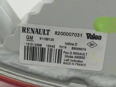 Peça sobressalente para automóvel em segunda mão farolim dianteiro esquerdo por renault trafic combi (ab 4.01) 9 - plazas (l1h1) 2.9t combi corto referências oem iam 8200007031  