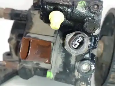Pezzo di ricambio per auto di seconda mano pompa diniezione per kia carnival 2.9 crdi vgt active riferimenti oem iam 9422a000a  