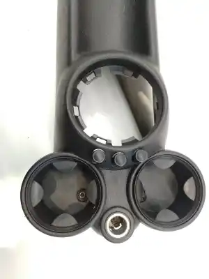 Автозапчастина б/у центральна консоль для mini one (me31)  посилання на oem iam 51162751520  