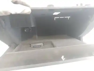 Автозапчасти б/у бардачок за audi q7 (4l) 4.2 fsi ссылки oem iam 4l1857035d  