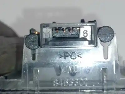 Second-hand car spare part interior light for opel corsa d color edition 120 cv / 88 kw oem iam references 8463300  