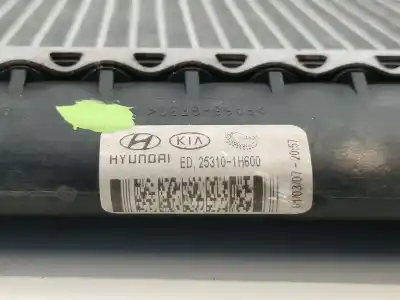 Peça sobressalente para automóvel em segunda mão radiador de água por kia cee´d active referências oem iam 253101h600  