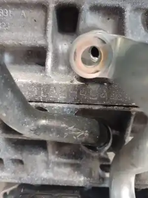 Pièce détachée automobile d'occasion MOTEUR COMPLET pour VOLVO XC70  Références OEM IAM D5244T  