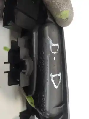 Автозапчасти б/у внутри передней правой ручки за ford transit connect furgon 200 l1 ambiente 101 cv / 74 kw ссылки oem iam dt11v22600ac  