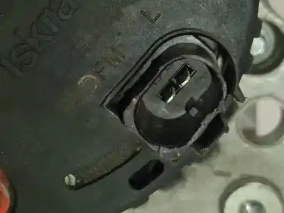 Pezzo di ricambio per auto di seconda mano ALTERNATORE per VOLKSWAGEN GOLF IV BERLINA (1J1)  Riferimenti OEM IAM   