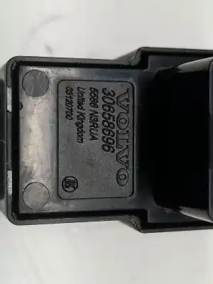 Peça sobressalente para automóvel em segunda mão botão / interruptor elevador vidro traseiro direito por volvo xc90 2.4 turbodiesel cat referências oem iam 30658696