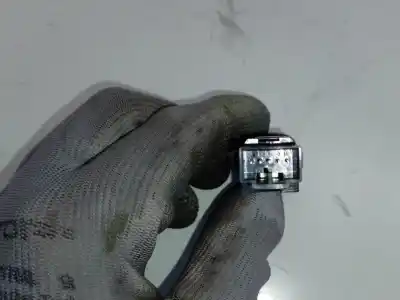 Peça sobressalente para automóvel em segunda mão interruptor 4 piscas - emergência por volvo xc90 2.4 turbodiesel cat referências oem iam 30739319