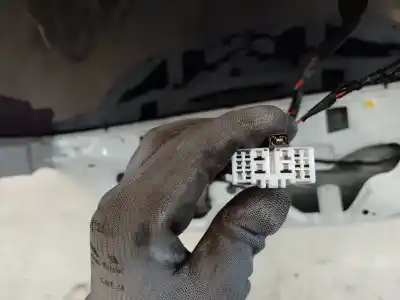 Автозапчасти б/у задняя дверь за kia cee'd sw (ed) 1.4 cvvt ссылки oem iam 737001h300 737001h300 737001h300