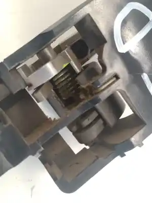 Pezzo di ricambio per auto di seconda mano maniglia interna posteriore destra per hyundai santa fe (bm) 2.2 crdi style 4x4 riferimenti oem iam 82623cm000