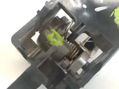 Pezzo di ricambio per auto di seconda mano maniglia interna posteriore sinistra per hyundai santa fe (bm) 2.2 crdi style 4x4 riferimenti oem iam 82613cm000