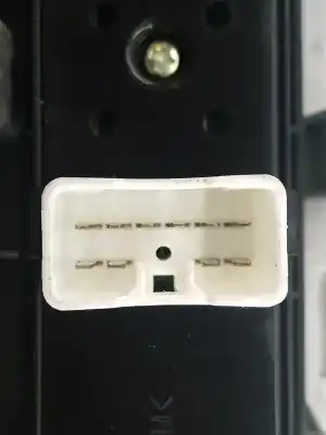 Pezzo di ricambio per auto di seconda mano interruttore alzacristalli anteriore destro per hyundai santa fe (bm) 2.2 crdi style 4x4 riferimenti oem iam 3715101110