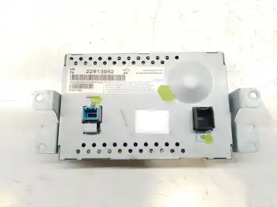 Second-hand car spare part multifunction display for opel ampera (r12) ev 150 oem iam references 22813952 22813952 22813952