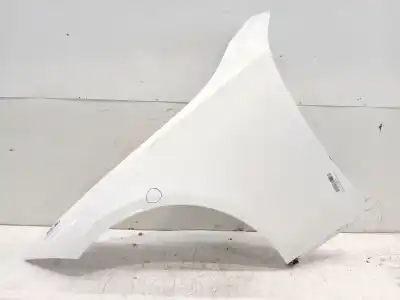 Recambio de automóvil de segunda mano de ALETA DELANTERA IZQUIERDA para MERCEDES CLASE C (W206)  referencias OEM IAM 2068800100 2068800100 2068800100